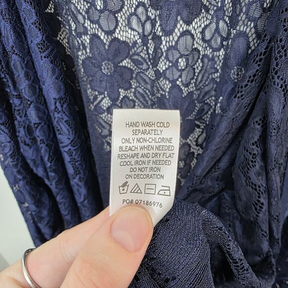 Woman Within Blue Floral Lace Stretchy Elegant Feminine Cardigan Size 32W - Picture 6 of 8